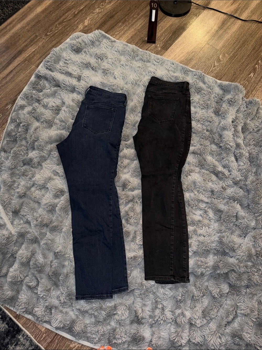 Womens Dark Blue & Black Jeans Old Navy Rockstar Super Skinny Rockstar High Rise